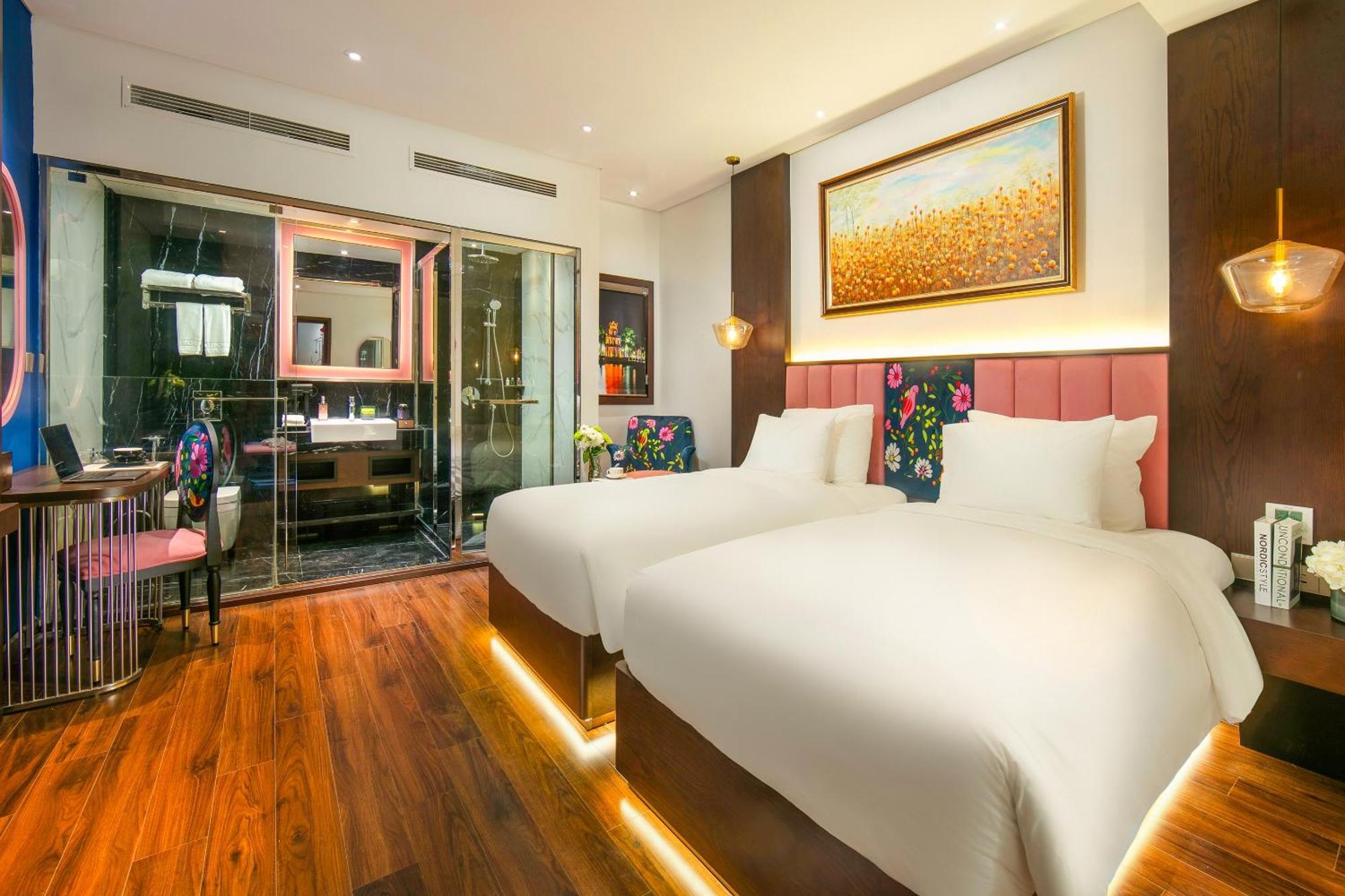 Aurora Central Hanoi Hotel エクステリア 写真